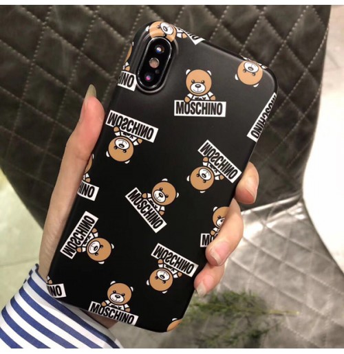 在庫切れMOSCHINO i-phone xs max iPhoneアクセサリー