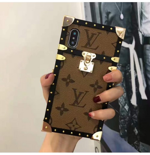 Louis Vuitton アイ・トランク ライト IPHONE X&XSケースゴールド