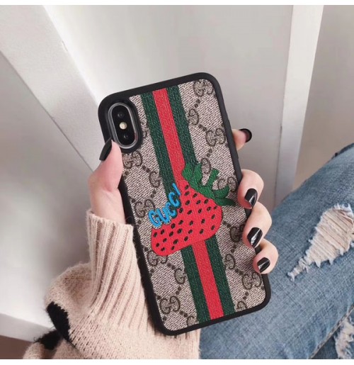 gucci iPhoneXS/XR/XsMAXケース いちご galaxyS10/s10plusカバー