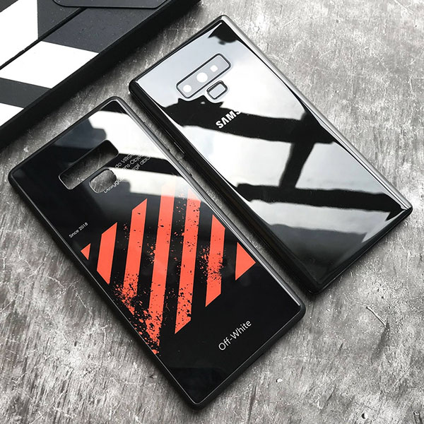 Off-White iphone8plusカバー