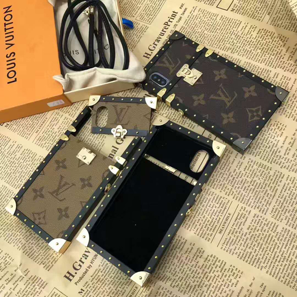 iPhoneケース LOUIS VUITTON アイトランク - モバイルケース/カバー