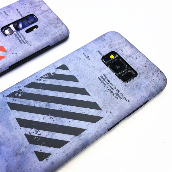 off-white iphone XS MAXケース