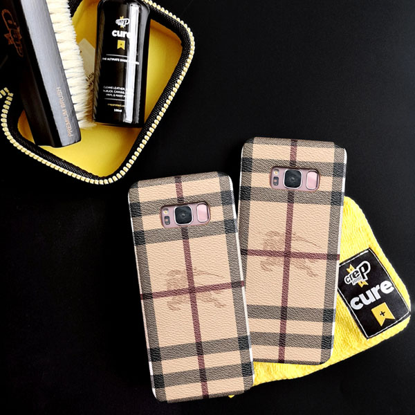 burberry galaxy S9+カバー