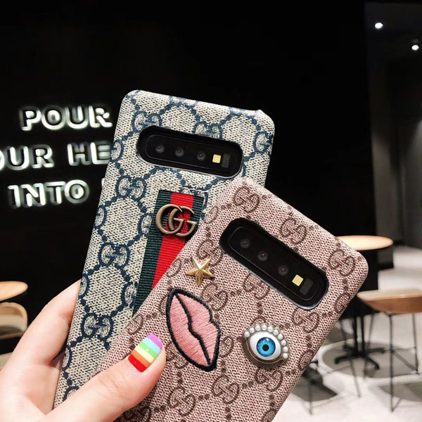 gucci iphoneXRケース 偽物