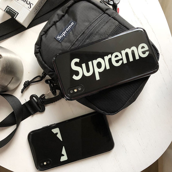 蓄光 スマホケース supreme iphoneXR