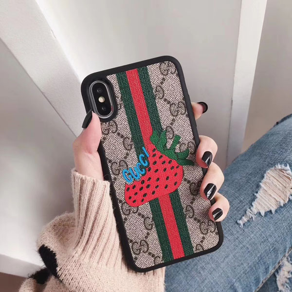 GUCCI ストロベリー iPhoneXS/XSMAX/XRケース いちご GALAXY S10/S9