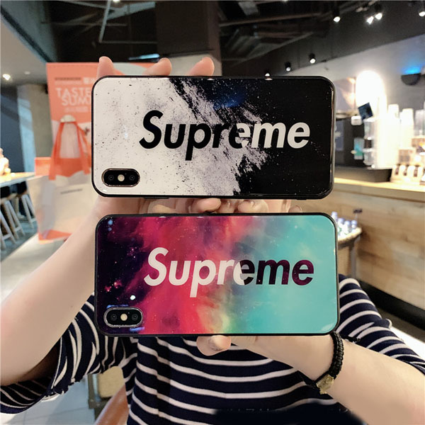 iPhoneXR スマホケース supreme