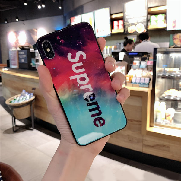 iPhoneXS スマホケース supreme