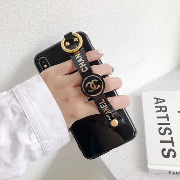 CHANEL iphoneXSMAXケース バンド付き