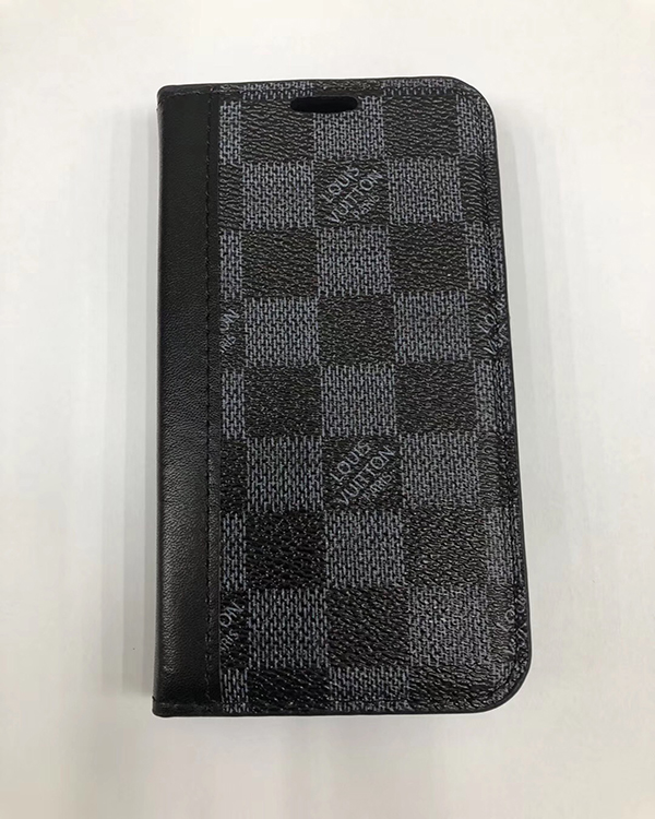 LV iPhone 11 Pro Maxケース