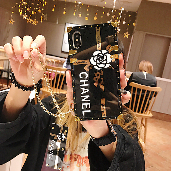 CHANEL iphone 11 pro maxケース