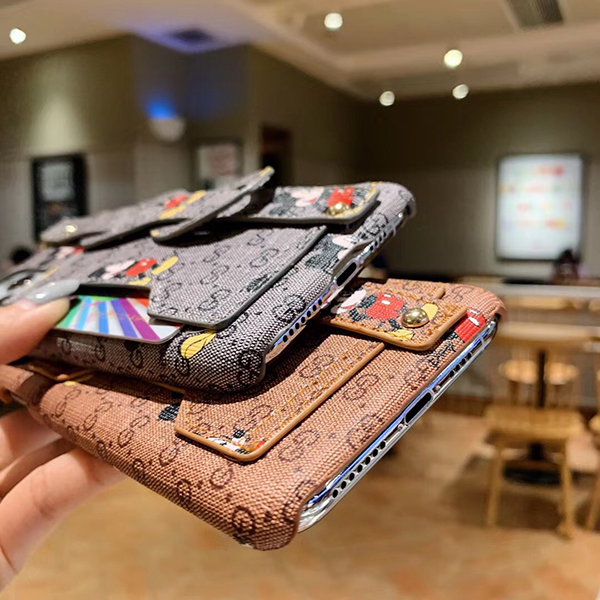 Gucci iphone 11 pro maxケース