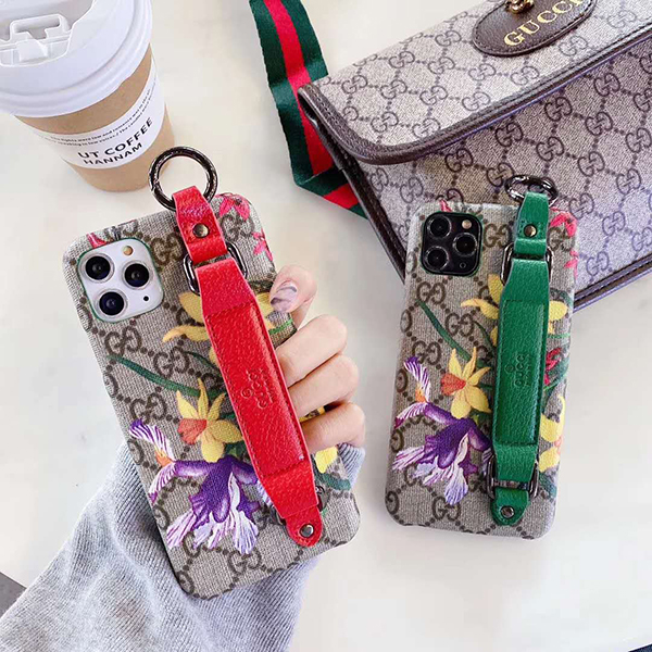 gucci iphone 11ケース