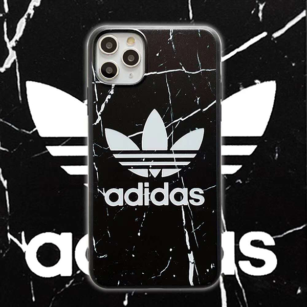 adidas iphone 11ケース