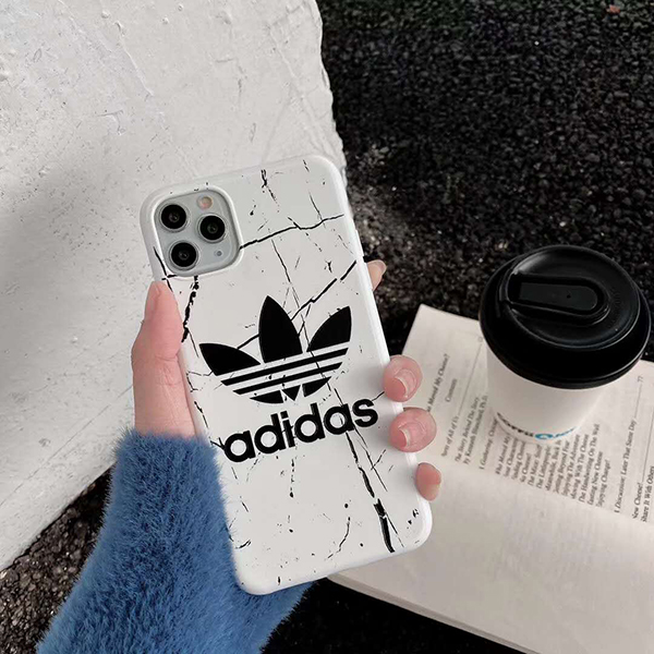 adidas iphone 12 miniケース