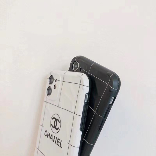 chanel iphone 12 proケース