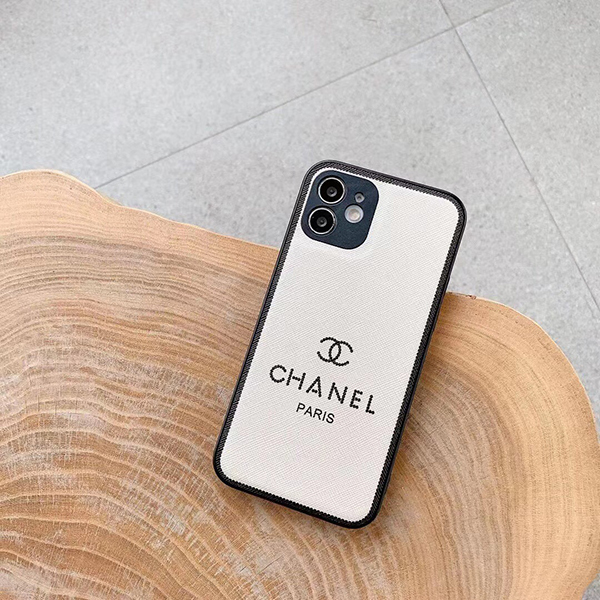 chanel iphone 11ケース