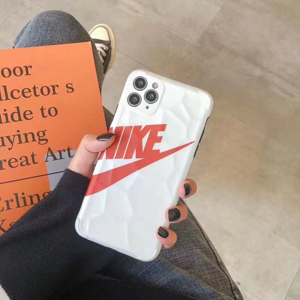 女性愛用 nike iphone 12 pro maxケース