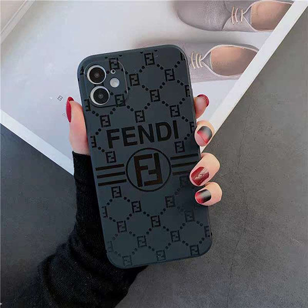 ブランドコピー FENDI iphone 12miniケース